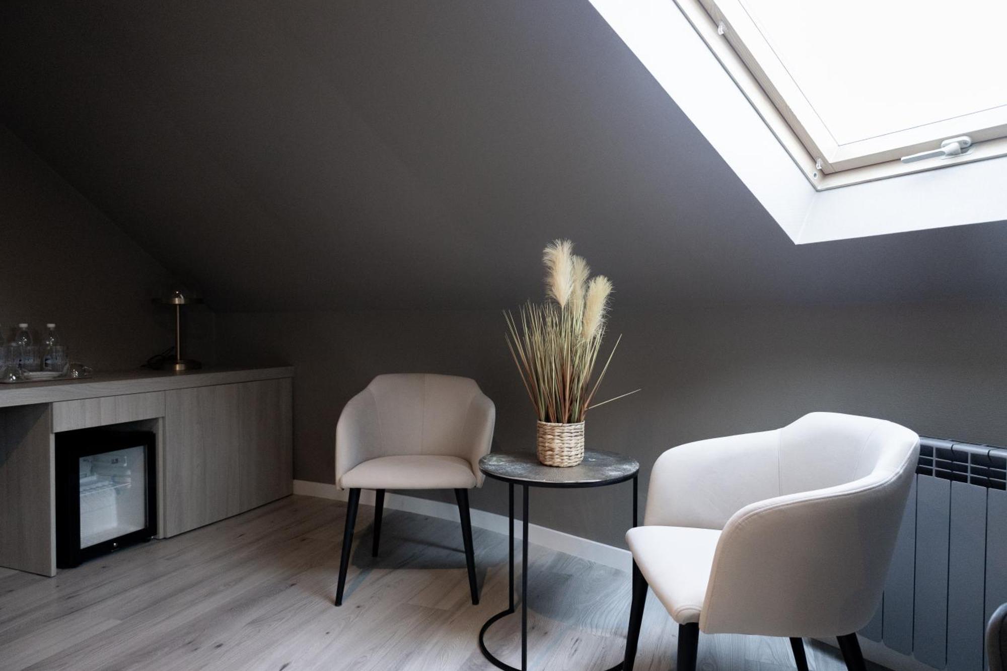 R.Hotel Tjernivtsi Eksteriør billede