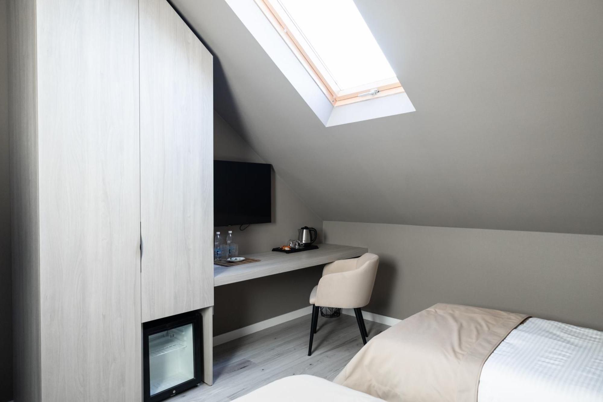 R.Hotel Tjernivtsi Eksteriør billede