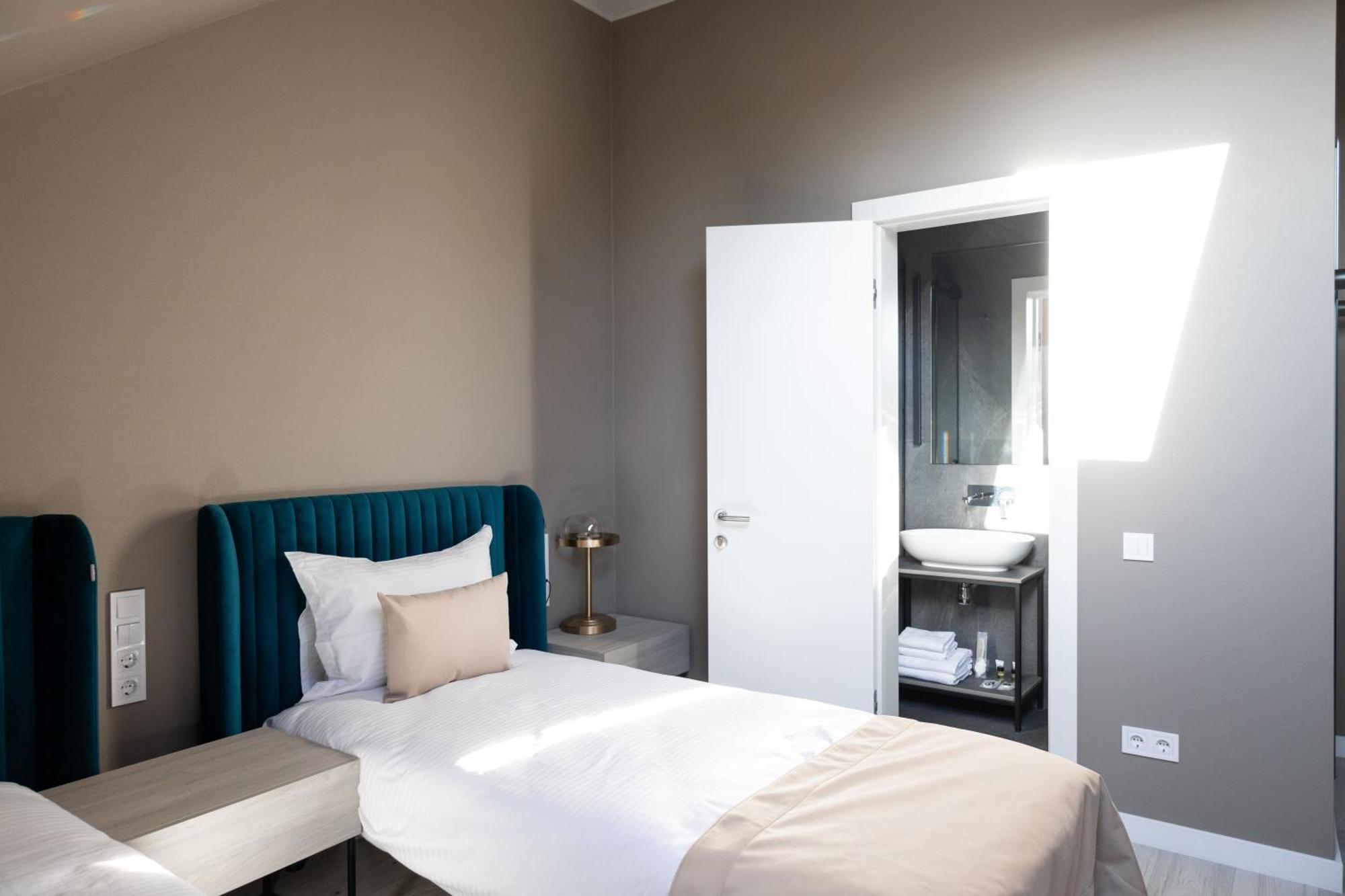 R.Hotel Tjernivtsi Eksteriør billede